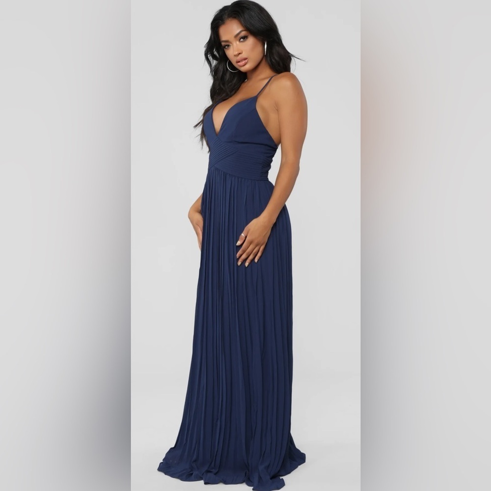 NWT | FashionNova D16411 Tuape Mauve Elegant Lure Maxi Taupe Size Large dress - Picture 3 of 14